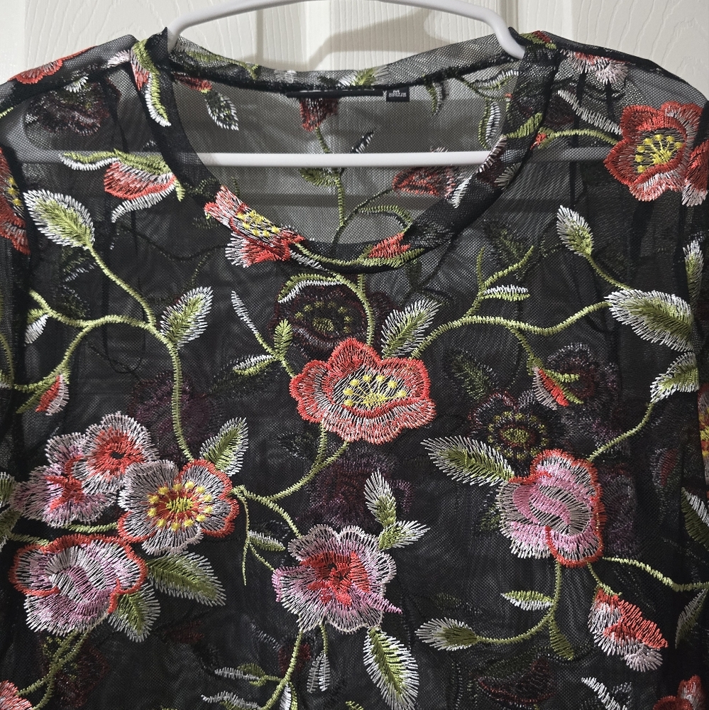 Baku Whimsigoth Sheer Mesh Floral Embroidered 3/4 Sleeve Top, Sz Medium, EUC! - Picture 3 of 11